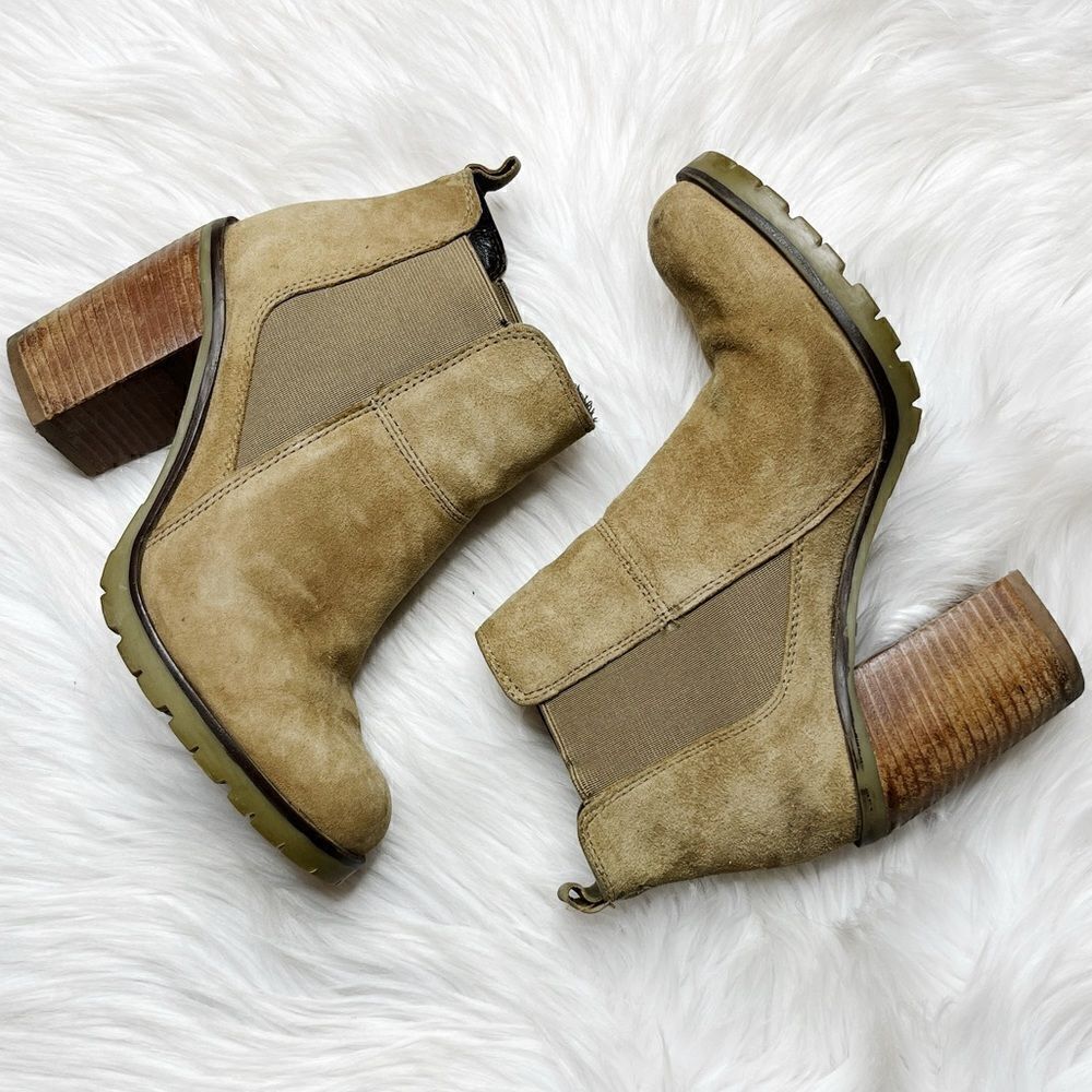 Crevo Alicia Chelsea Hiker Heeled Suede Boots Dark Taupe Size 6.5